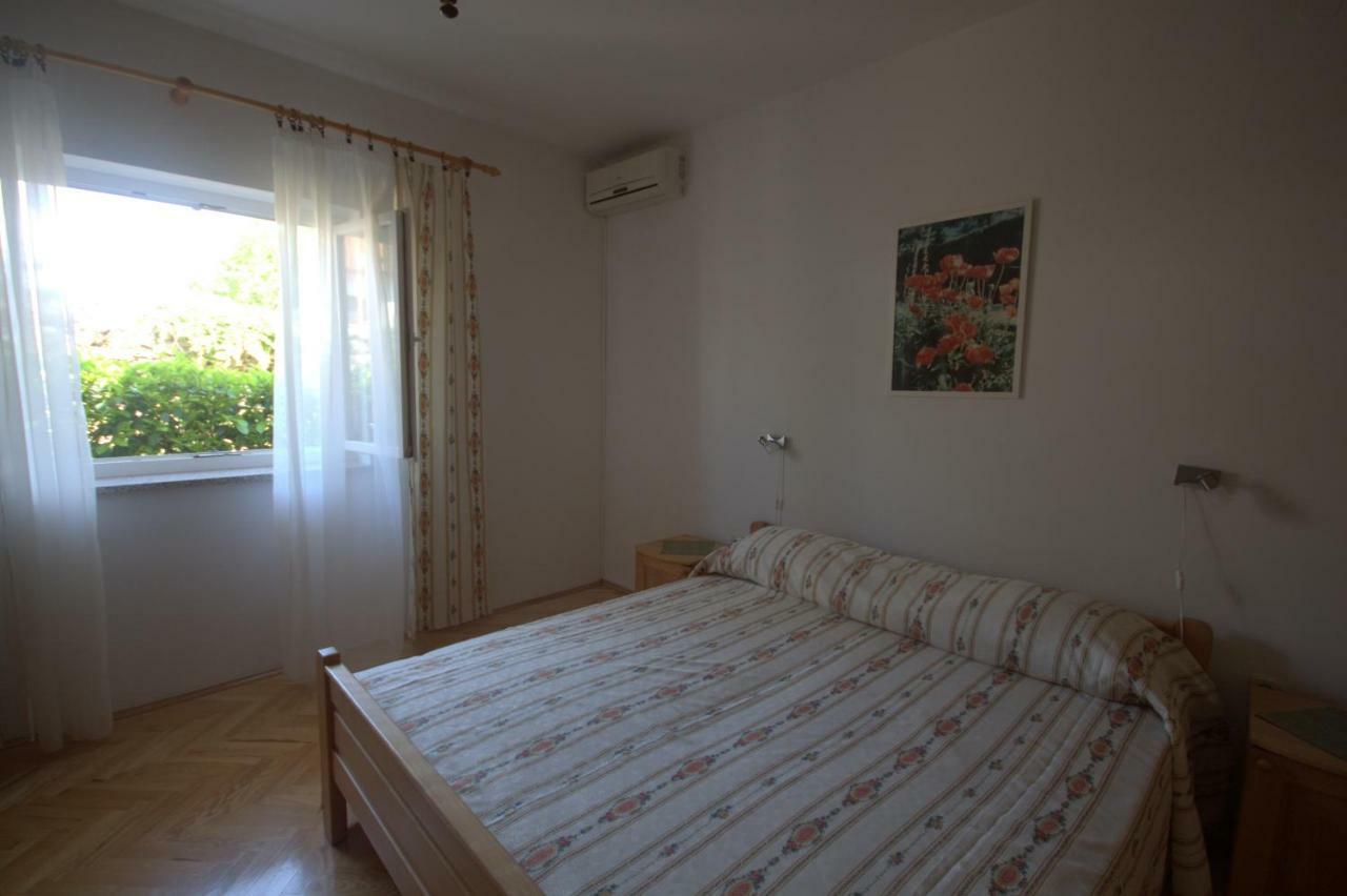 Apartments Katarina Porat Malinska Exterior photo